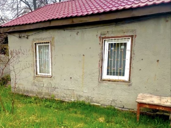 Продам целый дом немышля , Московский рынок, можно под бизнес , 60 м2 , 5,5 соток