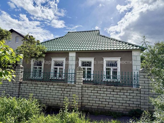Продаю целый дом на Новозападном поселке Е00 Харків