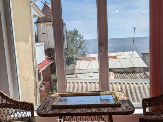 Будинок біля МОРЯ в Одесі! 3 кімнати Прямий вид моря, тераса 15м², 2 сотки, парковка на 2 авто. 10 к