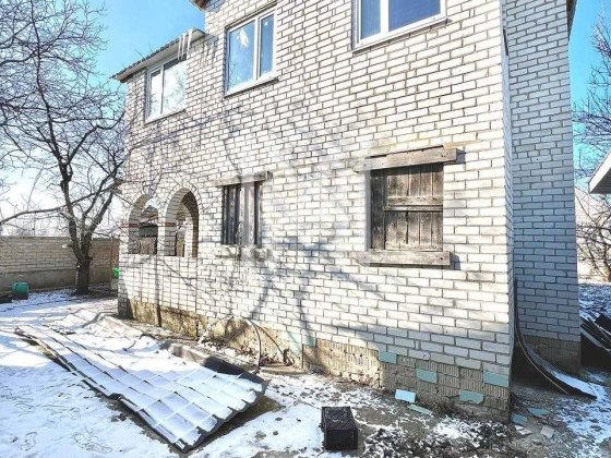 Продам будинок ,10км від Харкова ,180м2 ,20соток участок (код 5187)
