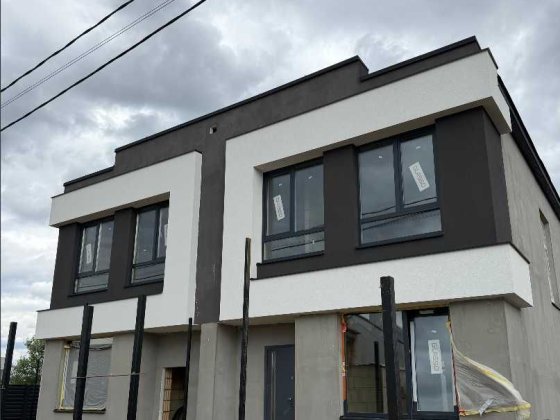 Будинок 149 м² у Петропавлівська Борщагівка 4 кімнати, підведений газ, власна свердловина. Продаж бе