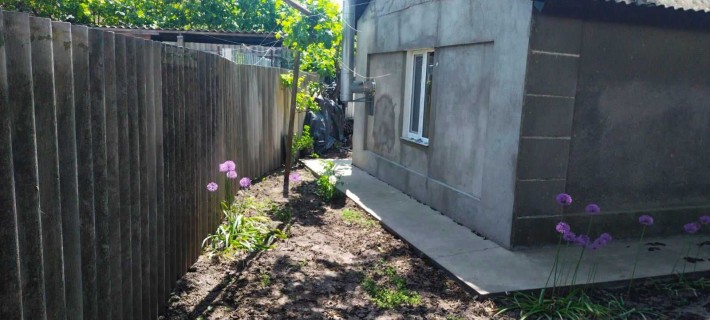 Продам  уютный, компактный  домик Столбовая/р-н конечной 3 троллейбуса! - фото 1