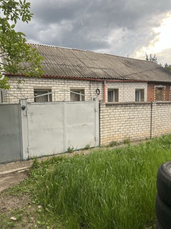 Продам добротную часть дома с гаражом Сертификат!Ваучер! - фото 1
