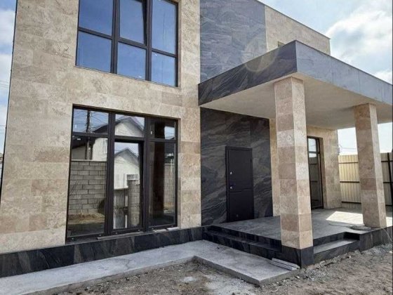 Дом в Червоном Хуторе