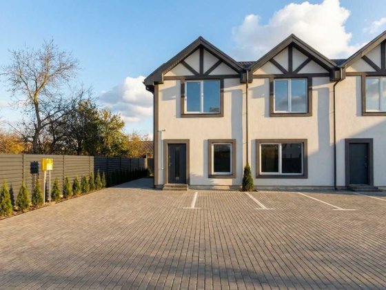 2-поверхи Таунхаус 141,22 м² Борщагівка Софіївська Цоколь 48 м² БЕЗ% від забудовника 20 хв метро Роз
