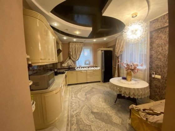 Будинок на Ленселище / Хаджибейський район  з ремонтом та ділянкою 11 соток. Пакет документів.