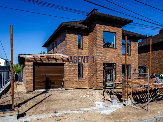 Сучасний будинок 215 м² біля лісу, 6.2 сотки, без комісії