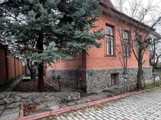 Продам 2-х этажный ДОМ ! Холодная Гора. Метро в 10 мин РОВНЫЙ уч-к