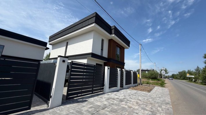 Будинок з ремонтом і меблями, Борщагівка.Розтермінування - фото 1