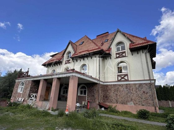 Продаж за кращою ціною! Будинок 1000м2 з  переплануванням під хостел. Об’єкт ідеально підходить тако