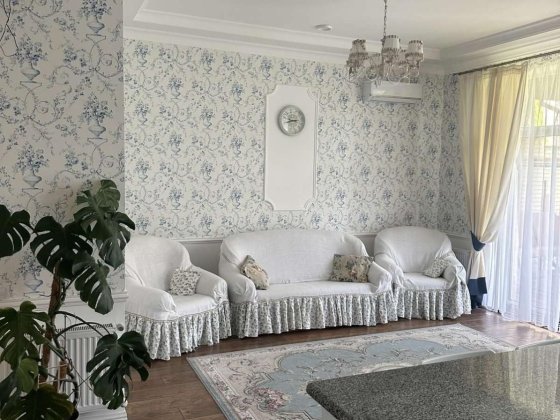 Продається будинок у Флоринці з ремонтом та технікою