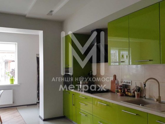 Продажа 3-х этажного дома 625м/р