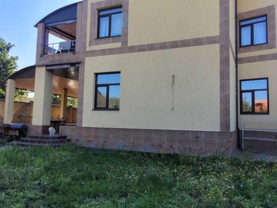 W S3 Продам  два дома  поселок Кирова Салтовка метро Академика Барабашова