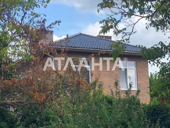 Добротный дом красный кирпич на Таирова