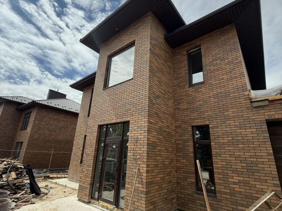 Сучасний будинок 352 м² у Петропавлівській Борщагівці неподалік від Житомирської траси Петропавлівська Борщагівка