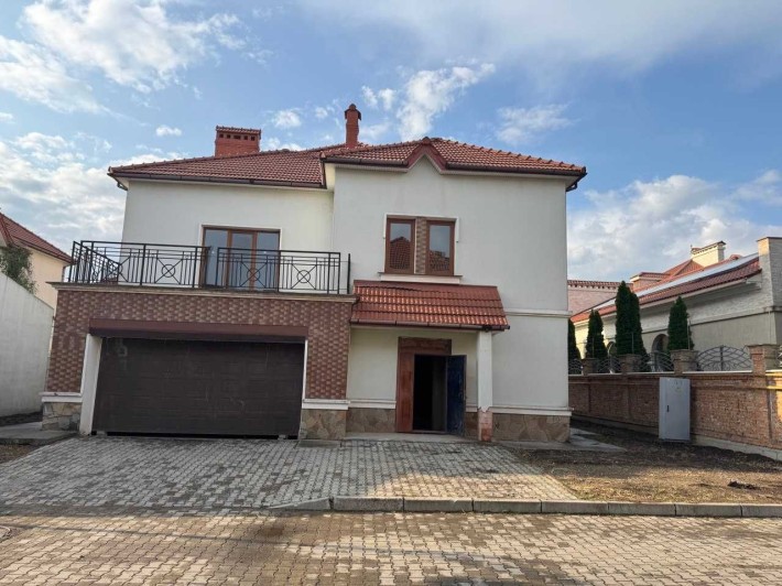 Продаж будинку в Марин Вілас під чистове оздоблення | Совіньйон - фото 1