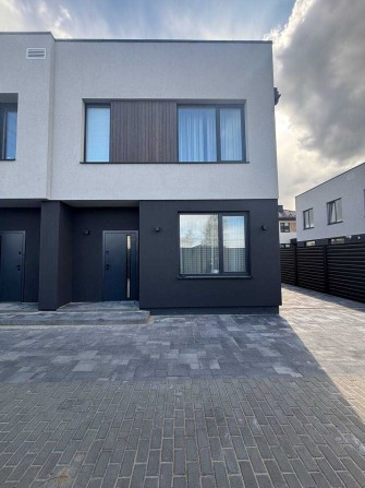 Продаж 2 поверхового дуплекса в Петропавлівській Борщагівці - фото 1