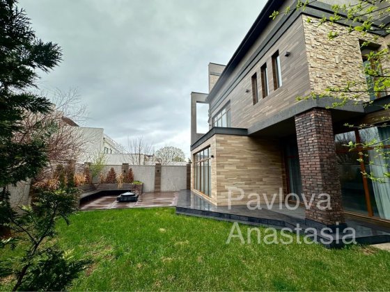 АРКАДИЯ Дом с ремонтами и документами (290 м2 и 4 сотки) Каманина Одеса