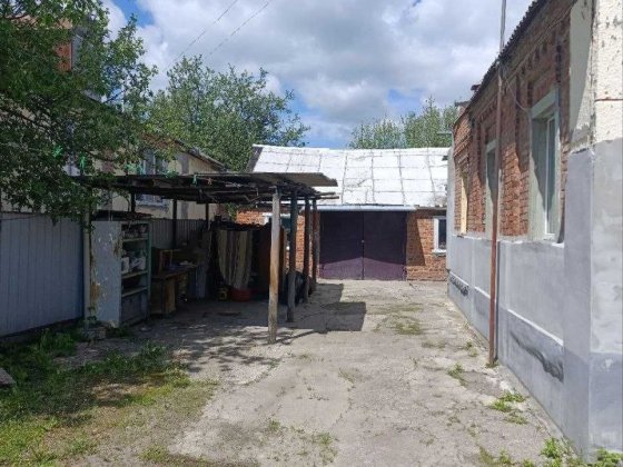 Продам частный дом. 5 комнат.  Большая Даниловка.  Киевский Район.