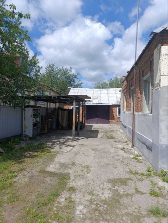 Продам частный дом. 5 комнат.  Большая Даниловка.  Киевский Район. - фото 1