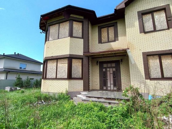 На Большой Даниловке продам 2х этажный дом