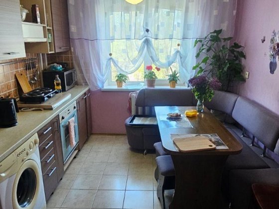 Продается трехкомнатная квартира Калинина! Білгород-Дністровський