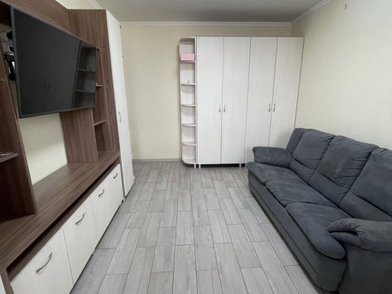 Продам однокомнатную квартиру в центре. Білгород-Дністровський