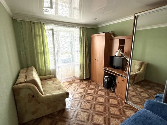 Продам 1 кімнатну квартиру в центрі міста (р-н магазину 777, ЛІТ) Олександрія