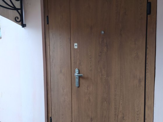 Продається  1 ( одно) кімнатна квартира