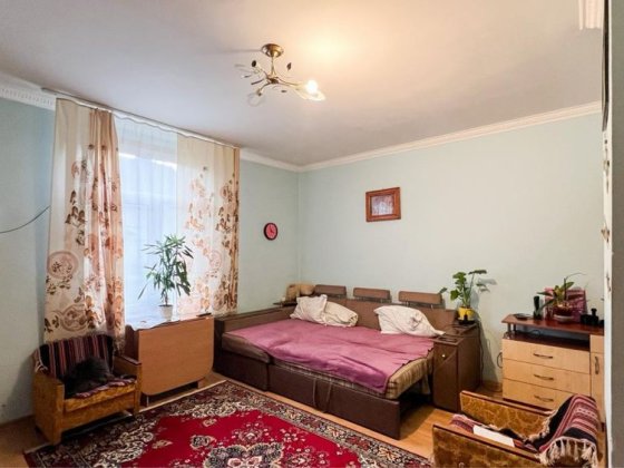 Продається простора 2- кім квартира у м. Борислав Борислав