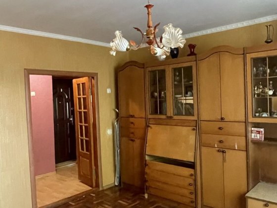 Продам 2 кім кв., 3 поверх 9 ти поверхового цегляного будинку. Вул Білогородська Боярка