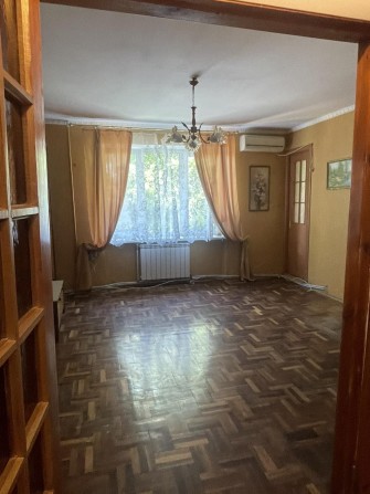 Продається 2 кімнатна квартира  вул. Білогородська 45 - фото 1
