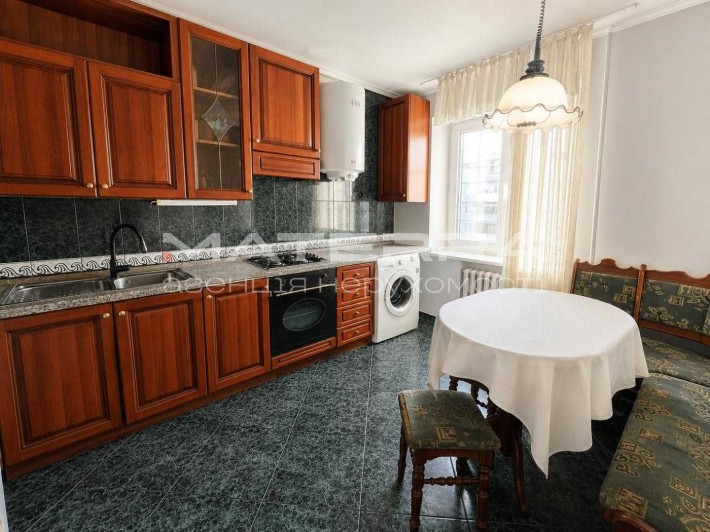 Боярка продаж квартири 3к 77м2 по вулиці Молодіжна - фото 1