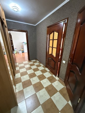 Продам 3-кімнатну квартиру - фото 1