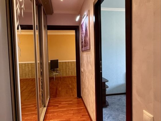 Продаж 2 кім. Квартири 11 мкрн. Лівий берег Каменское