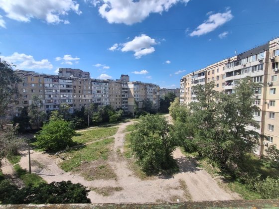 Продам 2-ком.квартиру Левый берег Кам'янське