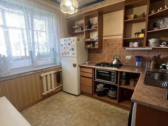 Продаж 4х кімнатной квартири лівий берег Каменское