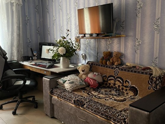 Продам 1 кімнатну квартиру в районі спорткомплексу Мікомп Кам'янське