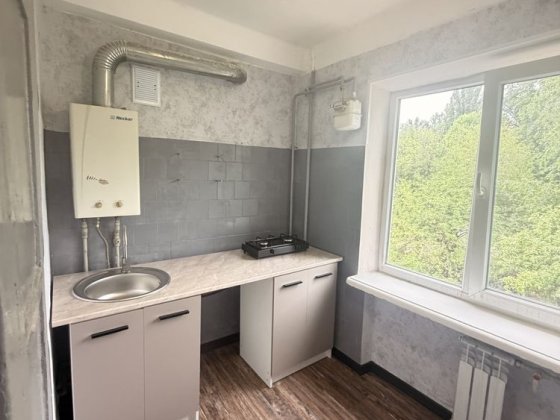 Продаж 2к квартири вул. М. Грушевського/Звенигородська Каменское