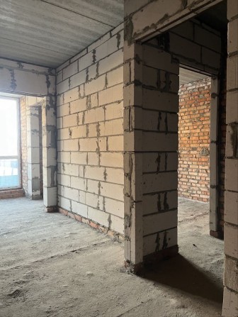 Гостомель ! Продам квартиру біля парку шасливого - фото 1