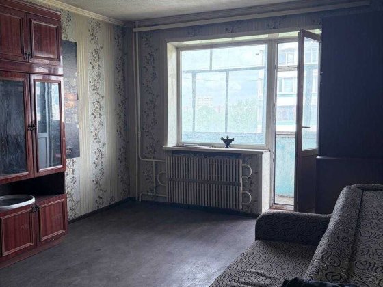 Продам 1 комнатную квартиру Каменское, левый берег Кам'янське