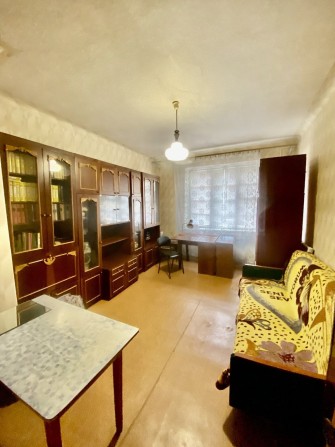 Продам 3 кімнатну сталінку в центрі Кам'янського. - фото 1