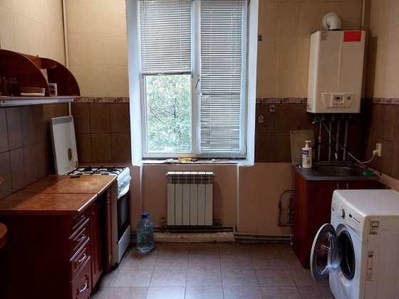 Продам 2-х комн. с шикарной планировкой в центре Каменское