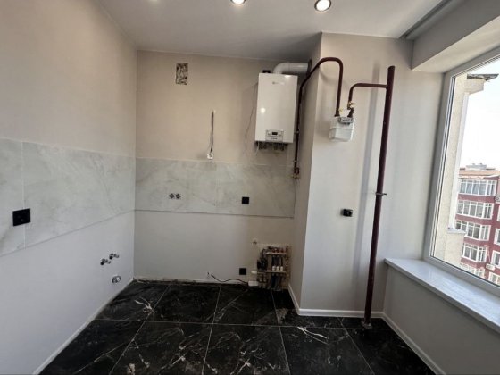 Біля парку Щасливий, ЖК Покровський, буд 8, газ+тепла підлога