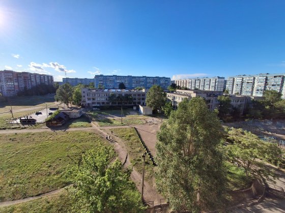 Продажа 5-ком.квартиры Левый берег 4-мкр. Каменское