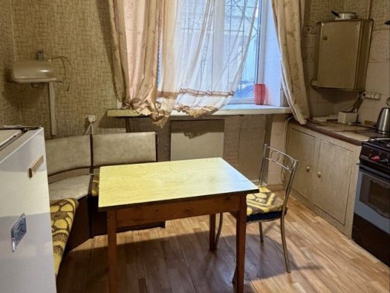 Продам 2х комнатную квартиру в центре Кам'янське