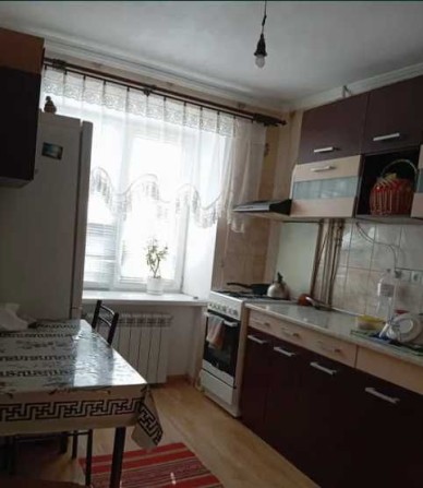 Продам 2-х кімн. на проспекті Відродження - фото 1
