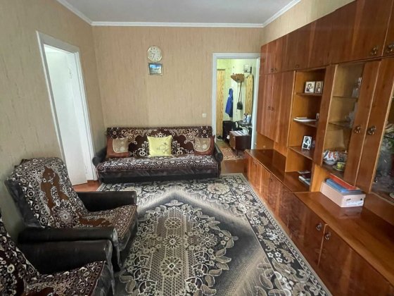 Продам 2-кімнатну квартиру з усим що в квартирі Жовті Води