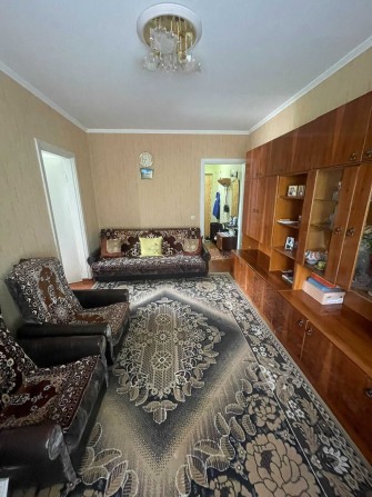 Продам 2-кімнатну квартиру з усим що в квартирі - фото 1