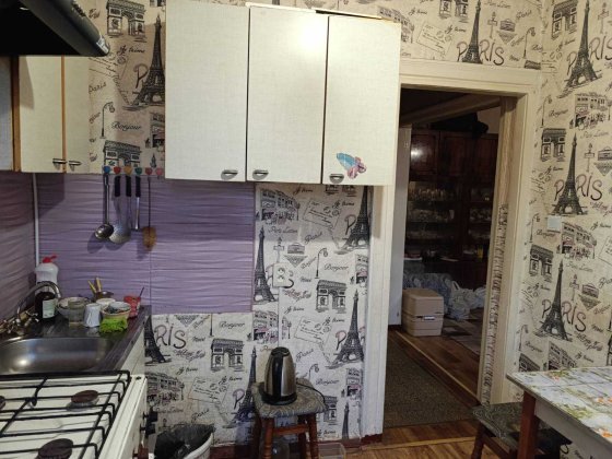 ПРОДАЖ 2-кімн. з ЕАО та газ. колонкою в центрі Соцміста (А) Каменское